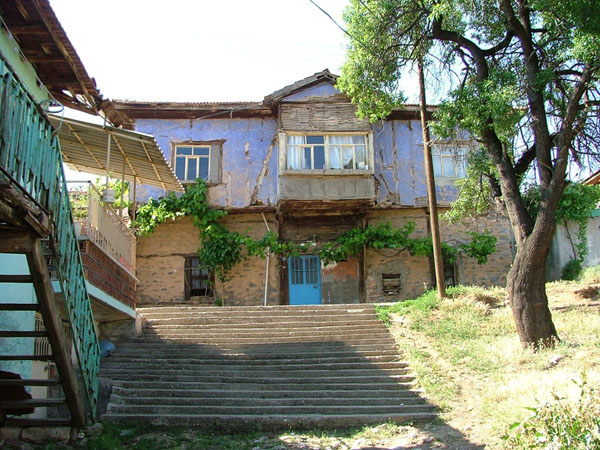 Ziya ZORA Evi
