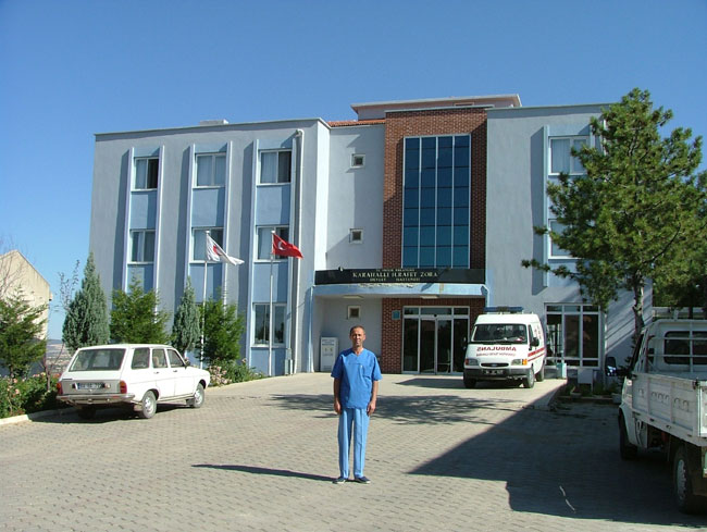 Karahallı Hacı Rafet Zora Devlet Hastanesi