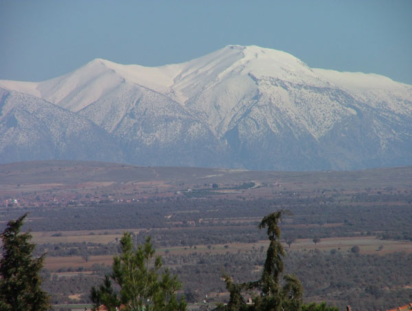 Karahallı'dan Akdağ