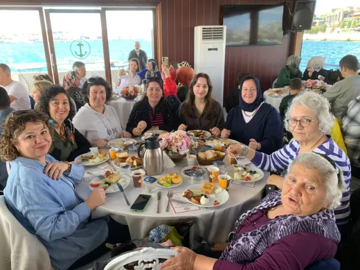 Tekne gezisi fotoğraf 6